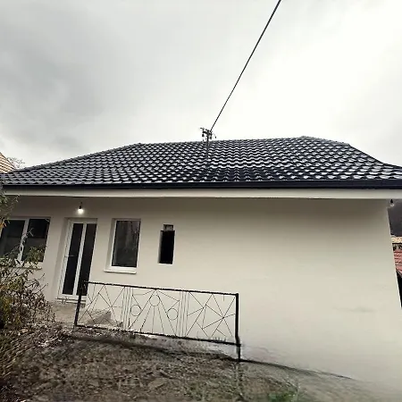 Dom Na Kameni *